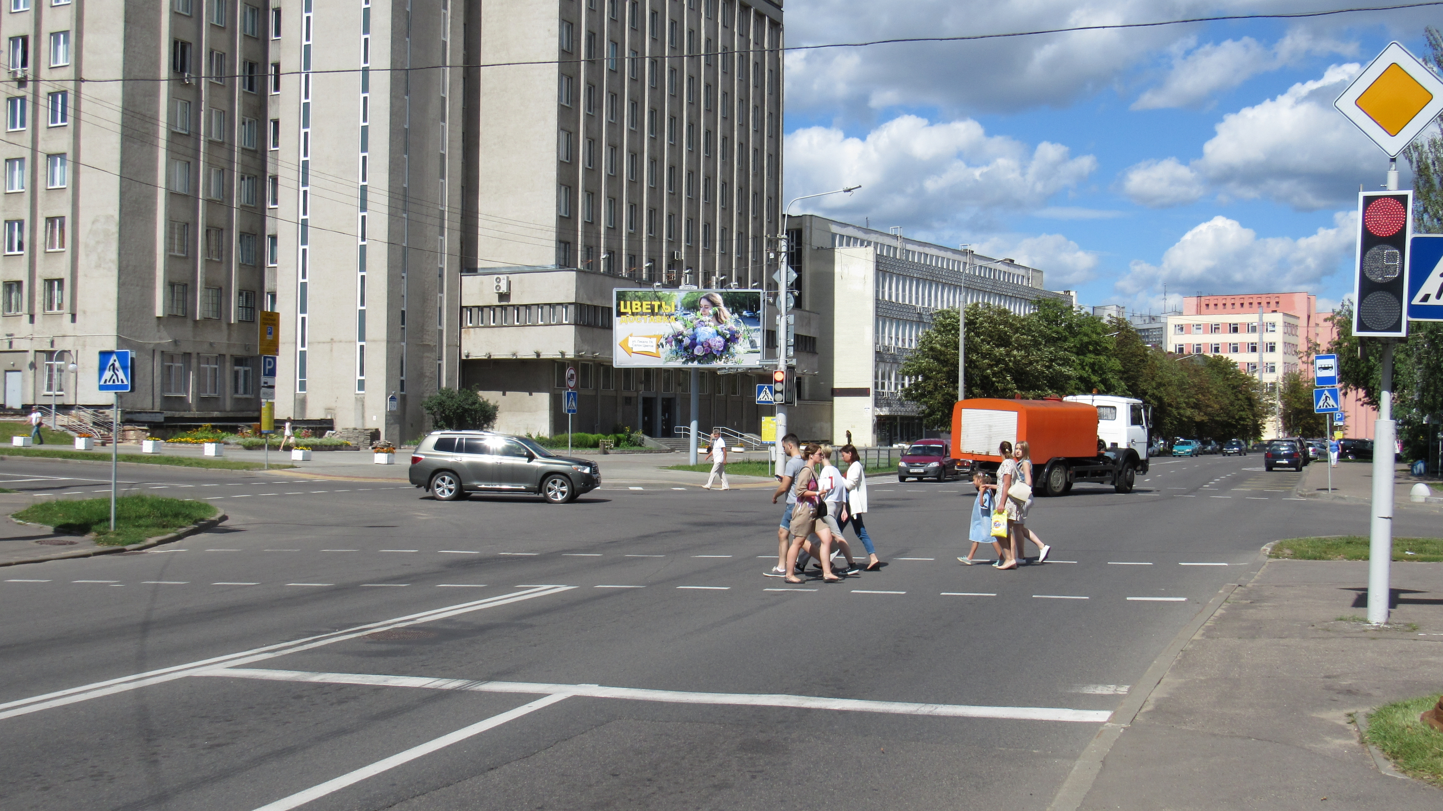 Минск, Платонова ул., 39- Гикало ул. сторона B. Изображение 1.